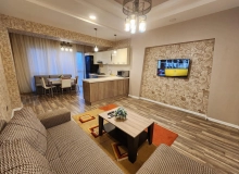 Satılır Afiyəddin Cəlilov küçəsi