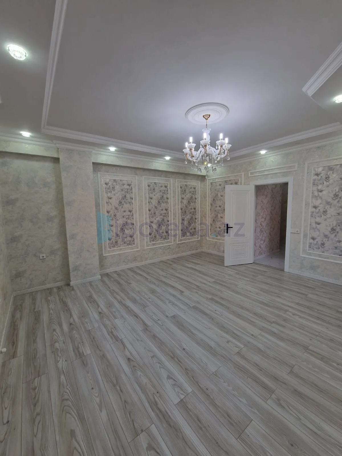 İstiqlaliyyət küçəsi