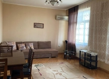 Əsəd Əhmədov küçəsi 53