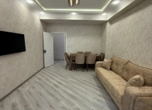 Cəfər Xəndan küçəsi