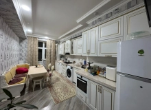 D. Bünyadzadə küçəsi