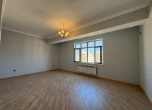 Satılır Səbail, Dənizkənarı küçəsi