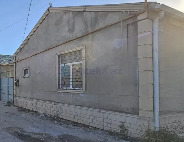 Şüvəlan qəsəbəsi, Mayak-da, Club Dacnikova yaxın