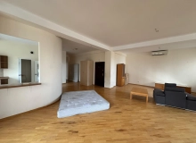 Qutqaşınlı küçəsi