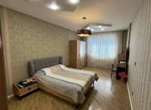 Razin, Rahat marketin yaxınlığı