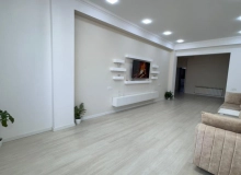 Satılır Bakıxanov qəsəbəsi