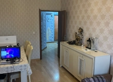 8 Noyabr prospekti