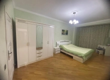 Nəsimi rayonu, Qafqaz otelinin arxası