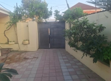 Polad Həşimov küçəsi.
