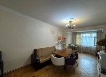 Satılır Zərdabi küçəsi