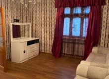 Satılır Polad Həşimov küçəsi
