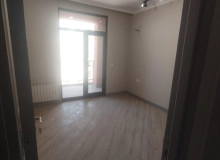 Satılır Cəfər Xəndan küçəsi