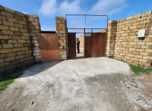 Satılır Məhəmməd Əsədov küçəsi