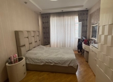 Yeni Yasamal Albalı uşaq baxcalı ilə üzbəüz