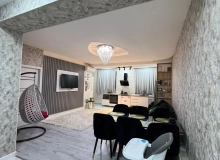 Əliağa Vahid küçəsi