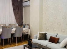 Satılır Möhsün Sənani küçəsi