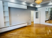 Satılır M. Cəlal küçəsi