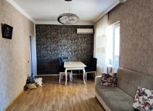 Satılır İnqilab İsmayılov küçəsi