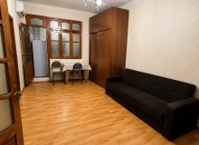 Satılır Hüseyn Seyidzadə küçəsi