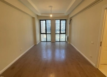 Satılır Müstəqillik küçəsi