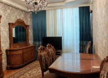 İcarəyə verilir M.Ə.Rəsulzadə küçəsi