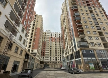 Satılır Əliyar Əliyev küçəsi