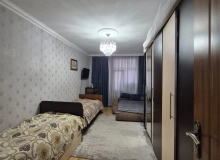 Nərimanov rayonu, 39 nömrəli məktəbin yanında.