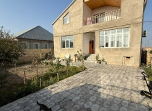 Satılır Saray qəsəbəsi