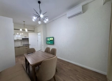 Müstəqillik küçəsi