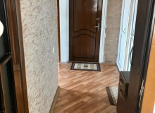 Biləcəri qəsəbəsi.Ağ sarayın yanı