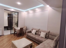 Cəfər Xəndan küçəsi