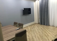 Satılır Cəfər Xəndan küçəsi