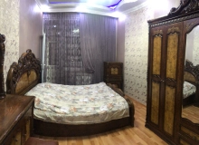 Adil Məmmədov küçəsi