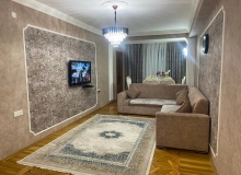 Satılır Seyid Əzim Şirvani küçəsi