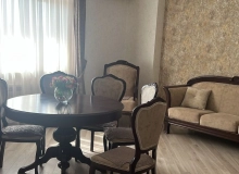 Elmlər metrosu yaxınlığında, Şərifzadə küçəsi