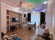 Satılır M.Ə.Rəsulzadə küçəsi