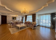 Satılır Kazimovski küçəsi