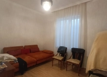 Satılır E.İsazadə küçəsi