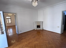 Satılır H.Z.Tağıyev küçəsi