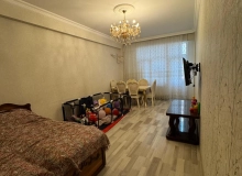 D. Bünyadzadə küçəsi