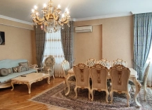 Satılır Şərifzadə küçəsi