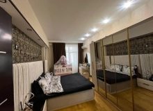 Həzi Aslanov Metrosunun yanında