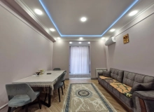Satılır Cəfər Xəndan küçəsi
