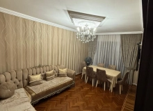 Satılır Yeni Günəşli, V massivi