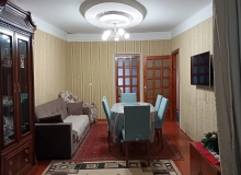 Satılır Şərifzadə küçəsi