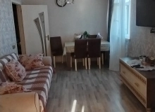 Lökbatan qəsəbəsi, 28 May küçəsi