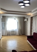 Satılır Mehdi Hüseynzadə küçəsi