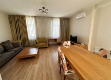 Satılır Əhməd bəy Ağaoğlu küçəsi