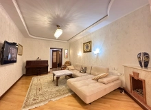 Rövşən Əliyev küçəsi