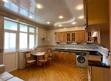 Satılır Cəfər Xandan küç. 1A